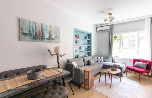 Moda Apartment | Modern 3BR Flat in the Heart of the City Awaits You