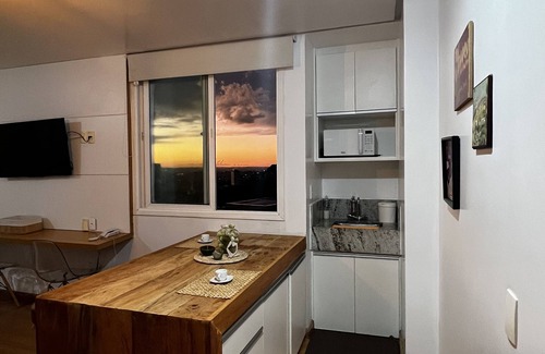 Estoril Apartment | Comfortable Renoir Apart with Spa and Family Amenities