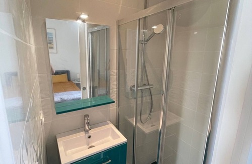 Tharon-Plage Apartment | Seaside Getaway: Renovated Apartment with Pool & Spa