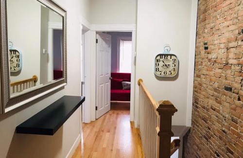 Allston Apartment | Renovated Hotel, 10 Min from City & Family-Friendly