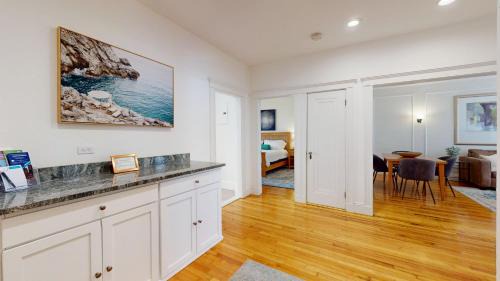 Griggs Park Apartment | Convenient 2-Bedroom on 1st Floor with In-Unit Laundry