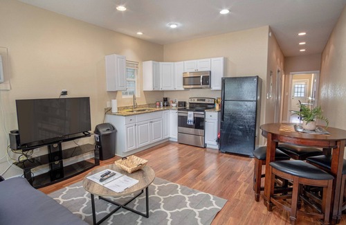 Near East Side Cottage | Cozy 2BR/2BA Retreat Near Downtown with Spa & Breakfast