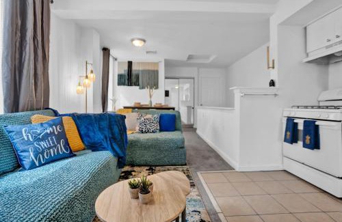 Northwest Philadelphia Apartment | Comfy East Germantown Adobe: Family & Pet Friendly Stay