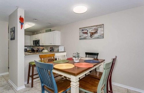 Innerarity Townhomes House | Renovated 2BR Townhome with Views & Community Pool Access