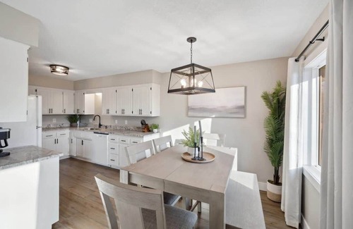 Brooklyn Park House | Renovated 3BR Retreat with Pool & Central Access
