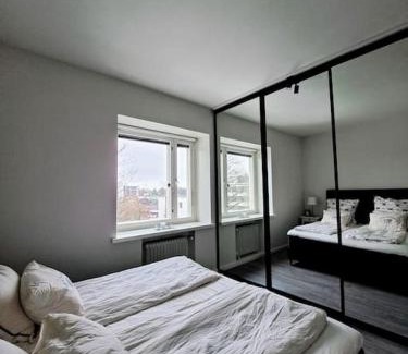Lantinen District Apartment | Stylish 64m2 Renovated Apartment - Rated 9/10 by Guests