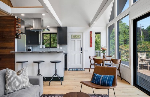 South Colby House | Renovated A-frame with Ocean View and Pool Access