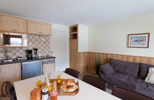 Briancon Apartment | Cozy Apartment Briançon: Ideal for Families and Pets