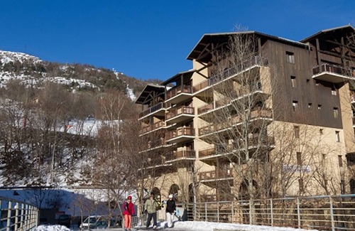 Briancon Apartment | Cozy Apartment Briançon: Ideal for Families and Pets