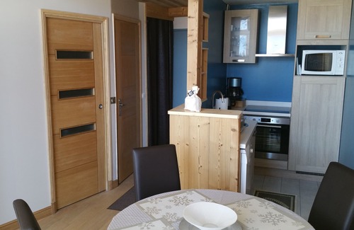 Avoriaz Apartment | Perfectly Located Apartment with Spa Near Slopes & Resort