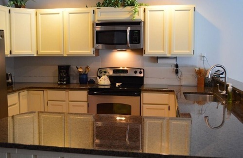 Harbor Springs Condo | Beautiful Harbor Cove: 4BR Oceanfront Retreat, Rated 9.8