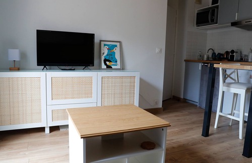 Ouistreham Apartment | Beachside Retreat: Renovated Apartment with Kitchen Amenities