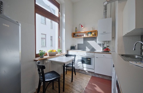 Mitte Apartment | Renovated Apartment with Kitchen, Pet-Friendly & Family-Ready
