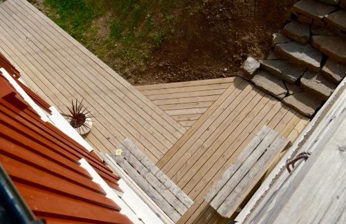 Bjrnsand Apartment | Renovated Barn with Ocean View - Guest Rated 9.3/10