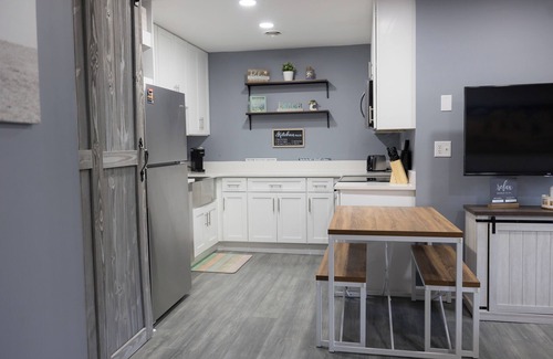 North Ocean City Condo | Renovated Condo with Private Courtyard & Oceanfront Pool