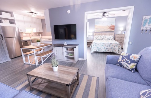 North Ocean City Condo | Renovated Condo with Private Courtyard & Oceanfront Pool