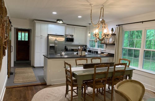 Mentone House | Newly Renovated Cottage Near Historic Downtown Mentone