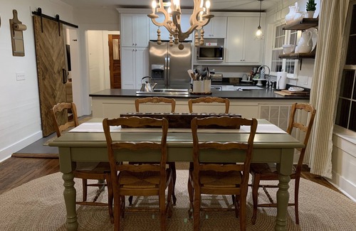 Mentone House | Newly Renovated Cottage Near Historic Downtown Mentone