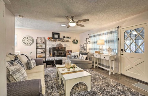 Munds Park House | Renovated Munds Park Cottage with Grill & Family-Friendly Fun
