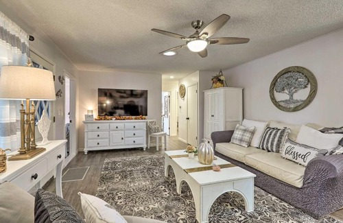 Munds Park House | Renovated Munds Park Cottage with Grill & Family-Friendly Fun