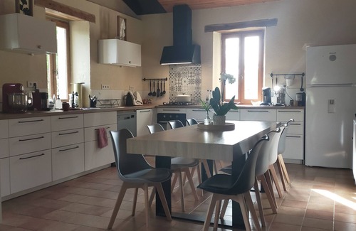 Bourg-de-Visa House | Renovated country house large intimate fenced park private swimming pool jacuzzi