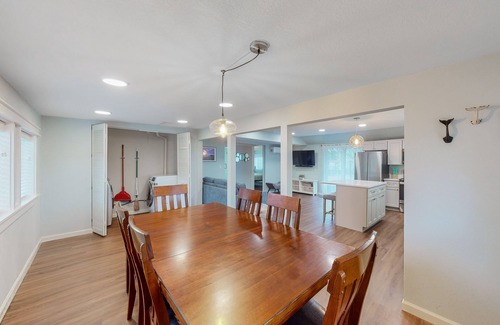 Netarts House | Dog-Friendly Cottage with Ocean View & Comfortable Amenities
