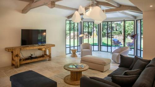 Brens House | Renovated Dovecote Near The City Of Albi