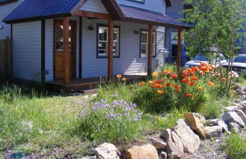 Crested Butte House | Renovated Retreat in Prime Location with Breakfast Included