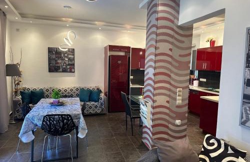 Ilioupoli Apartment | Beautiful Renovated Flat with Acropolis View, 4-Star Rating