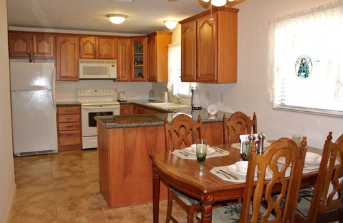 Sebring Apartment | Perfect Retreat in Sunny Sebring with Pool & Spa Access