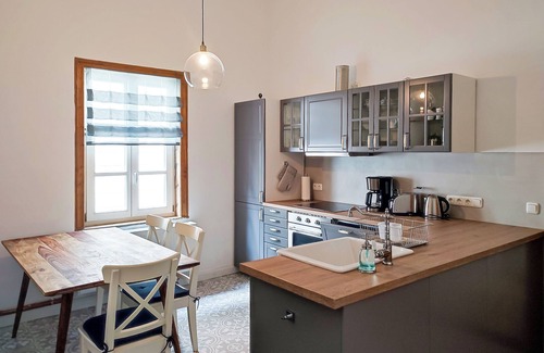 Oker Apartment | Historic Apartment Retreat with Pool & Breakfast Included