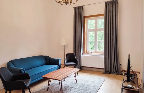 Oker Apartment | Historic Apartment Retreat with Pool & Breakfast Included