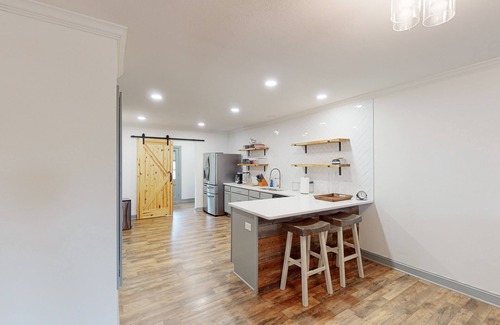 Wichita Falls House | Dog-Friendly Retreat with Large Yard and Spa Amenities