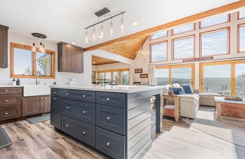 Waterfront Greens House | Scenic Retreat with Hot Tub, Golf & Pet-Friendly Options