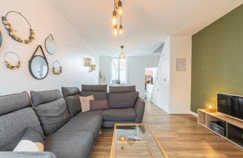 Wasquehal House | Renovated House with Terrace & Family-Friendly Features