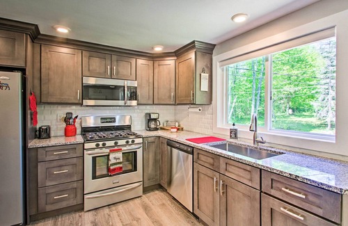 Bethlehem House | Renovated Retreat with Direct Access to Snowmobile Trails