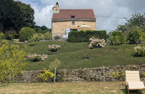 Cohons Cottage | Cozy Gite Cohons: Relax with Spa and Breakfast Included