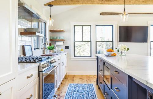 Harwich Center House | Updated Kitchen Retreat Just Minutes from the Beach