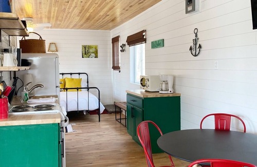 Camdenton Cabin | Renovated Lakeside Cabin with Pool & Unique Resort Amenities