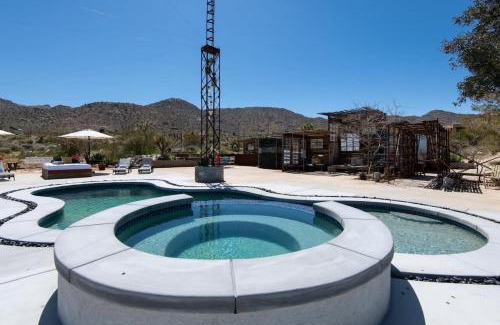 Joshua Tree Highlands House | Inviting Lodge Room 2 with Pool Access and Great Reviews