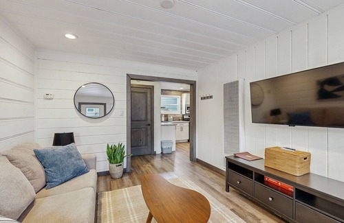 Lakeside Park Cabin | Modern Retreat with Hot Tub, Steps to Beach & Gondola