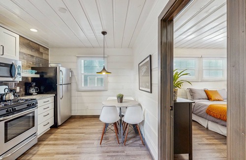 Lakeside Park Cabin | Modern Retreat with Hot Tub, Steps to Beach & Gondola