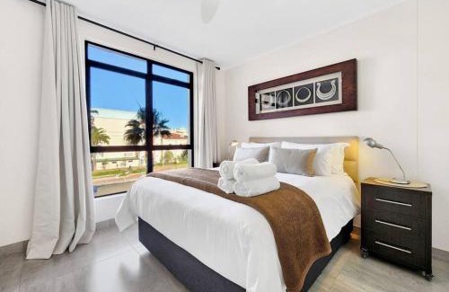 Century City Apartment | Renovated Hotel with Pools, Gym & Canal Walk Access
