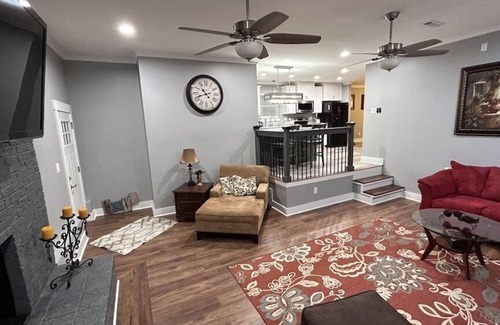 Hopewell House | Renovated Ranch Home with Breakfast & Pet-Friendly Amenities