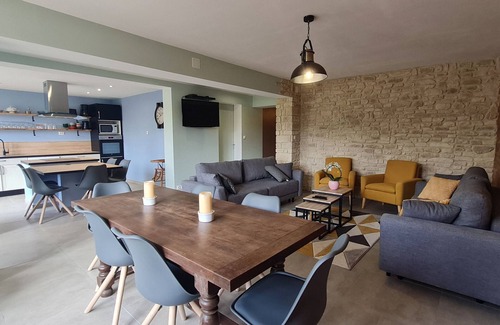 Mauvages Cottage | Gite Mauvages: Family-Friendly Retreat with Spa & Kitchen