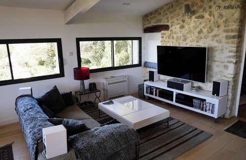 Aigaliers House | Renovated sheepfold in the garrigue of the Duchy of Uzès!