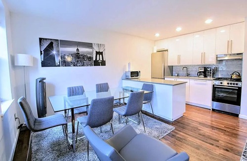 Gowanus House | Renovated spacious 2-bedroom apartment in Boerum Hill Brooklyn