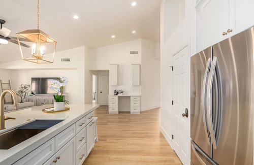 Peoria House | Pet-Friendly Entertainers Home with Ocean View & Heated Pool