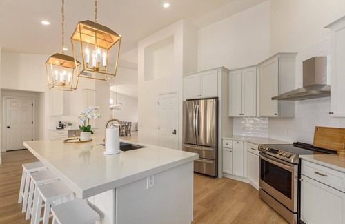 Peoria House | Pet-Friendly Entertainers Home with Ocean View & Heated Pool