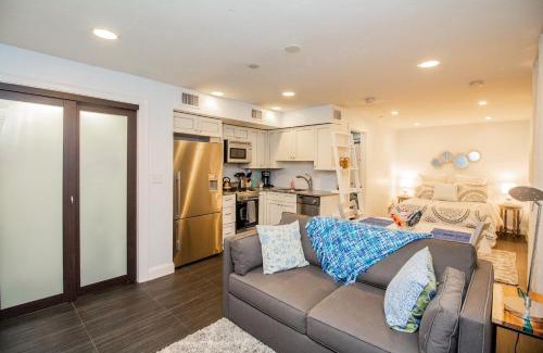 Beacon Hill Apartment | Modern Studio Steps from MGH & Suffolk University